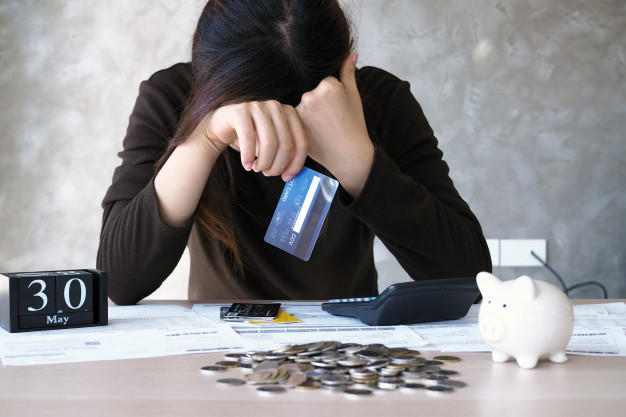 Evita deudas con tu tarjeta de crédito | Mariereined